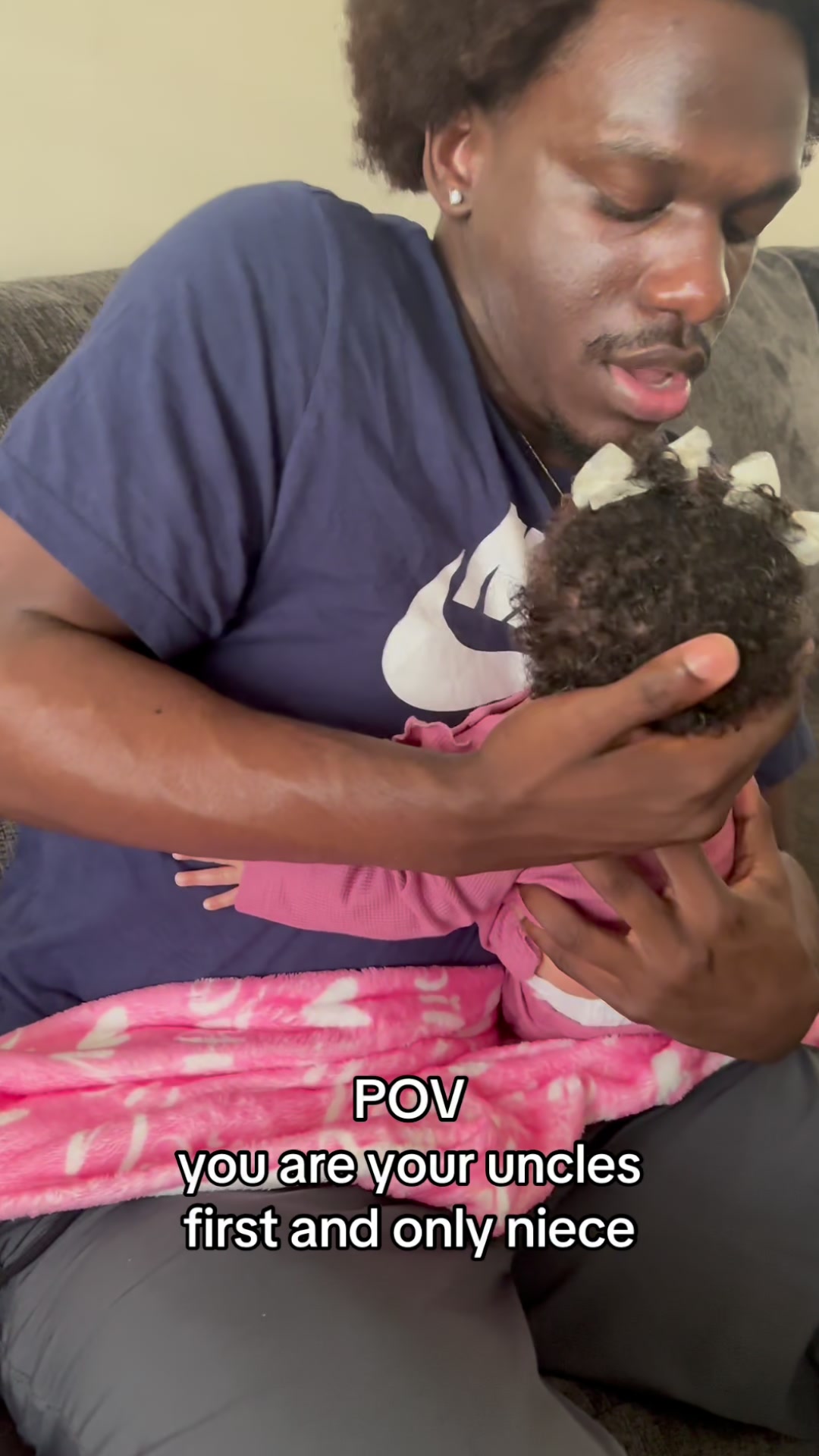 Uncle has completely given up 😘😎😂#funnytiktok #foryoupage #baby #uncle #funnyvideo