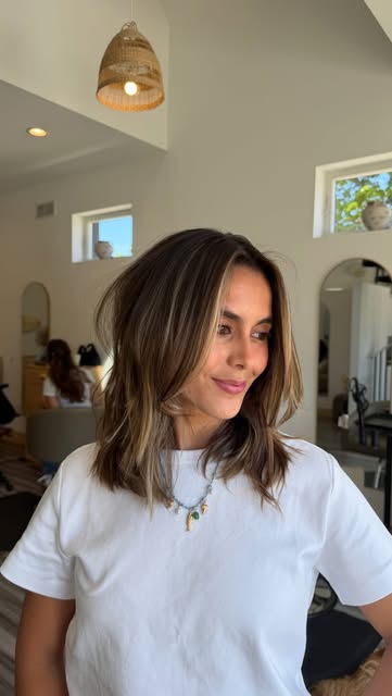 NUEVO LOOK!!! Acompáñenme a pintar el pelo con la mejor! @fan.sea.me 💇‍♀️🎀🤭 She is the BEST! ✨ @fansea.salon #newh...