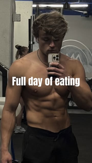 Full day of eating as a former D1 athlete👇 Meal 1: ½ lb 93/7 ground turkey, 1 cup jasmine rice, ½ avocado, 1 cup non...
