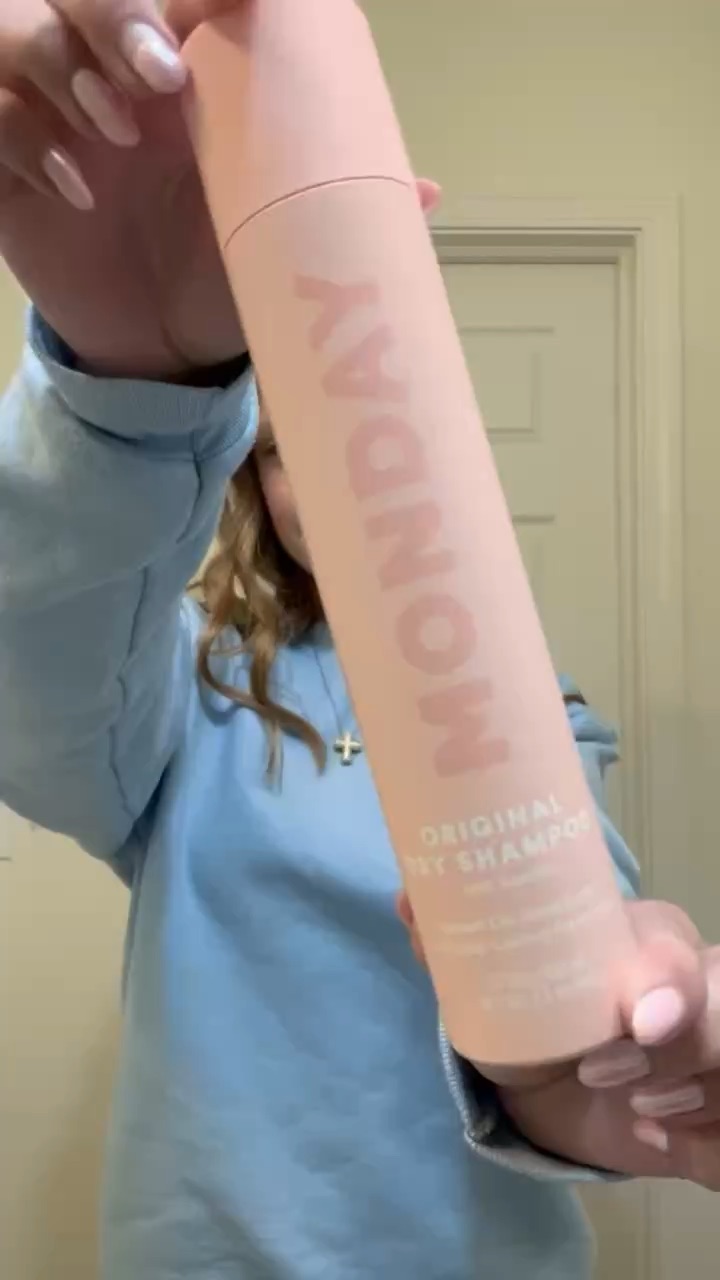 Monday dry shampoo