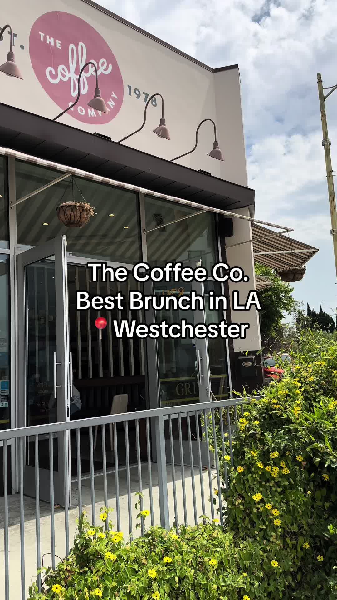 Rated for #2 french toast in LA. It’s always a pleasure to go to the Coffee Company . Truly a Los Angeles staple #los...