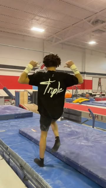 Pushing boundaries #triple . 🤸🏻‍♂️ @david_ramirez_gym . #gym #gymnast #gymnastics #athlete #athletic #brand #clothe...