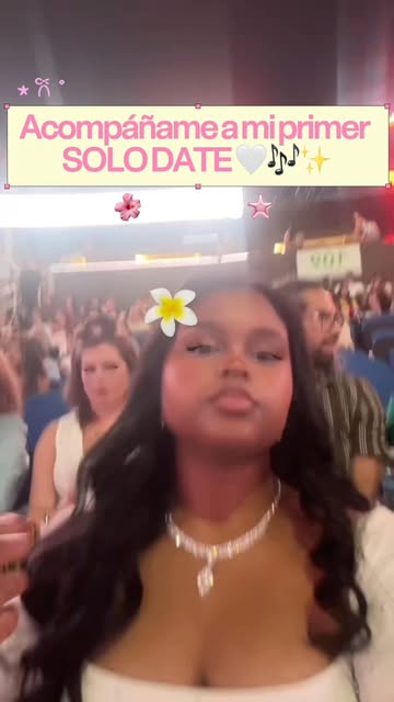My first solo date 🥹🤎✨ A veces estamos tan acostumbrados a esperar por alguien para hacer las cosas que nos gustan,...