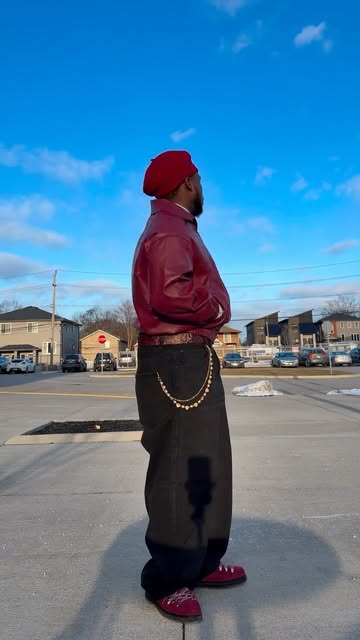 Wait for it ♥️ PART 2 . . . @aura.watch got my wrist good 🫶🏾 . . . . #ootd #outfitideas #fashionbag #outfitinspirat...