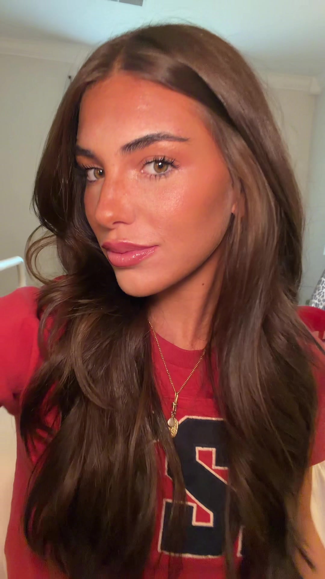 Not too much has changed but a few new products like this @Iconic London illuminator omg r u kidding??!