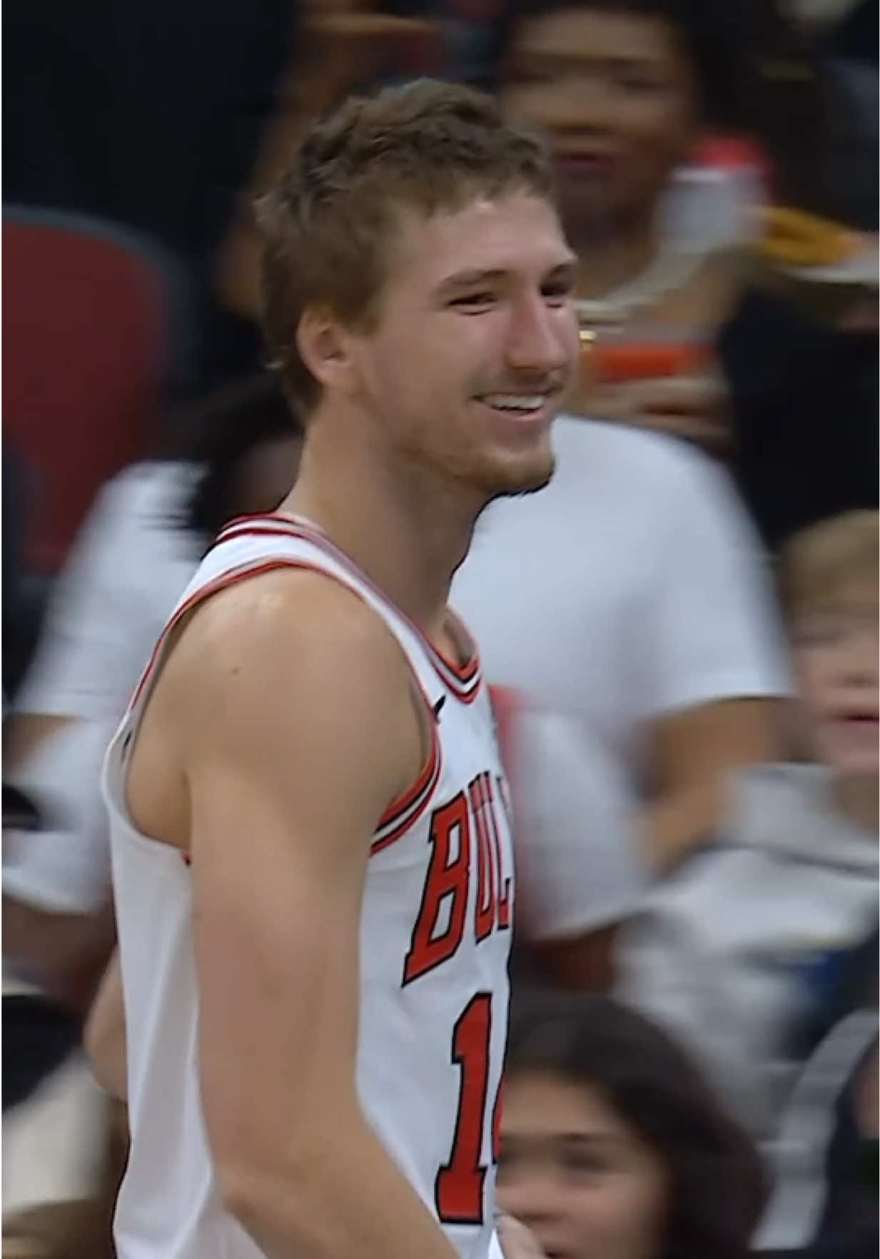 BUZI!!🔥 #chicagobulls #matasbuzelis #dunk #highlights #gameday