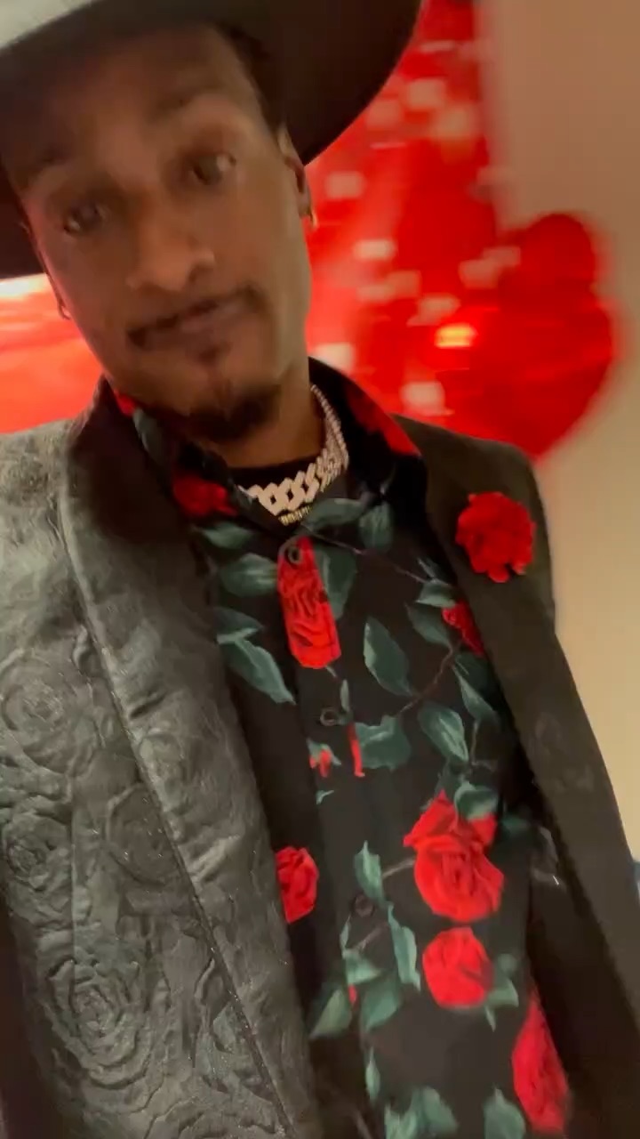 RosesAreRed