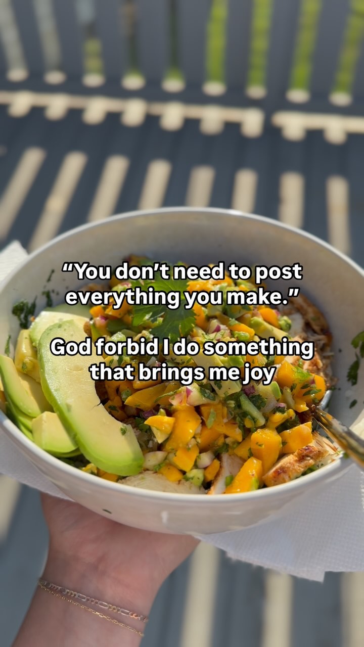 My long term goal is to get casted for some sort of cooking show 👩‍🍳🤳 #letsgetcooking #socialrecipe #contentcreater