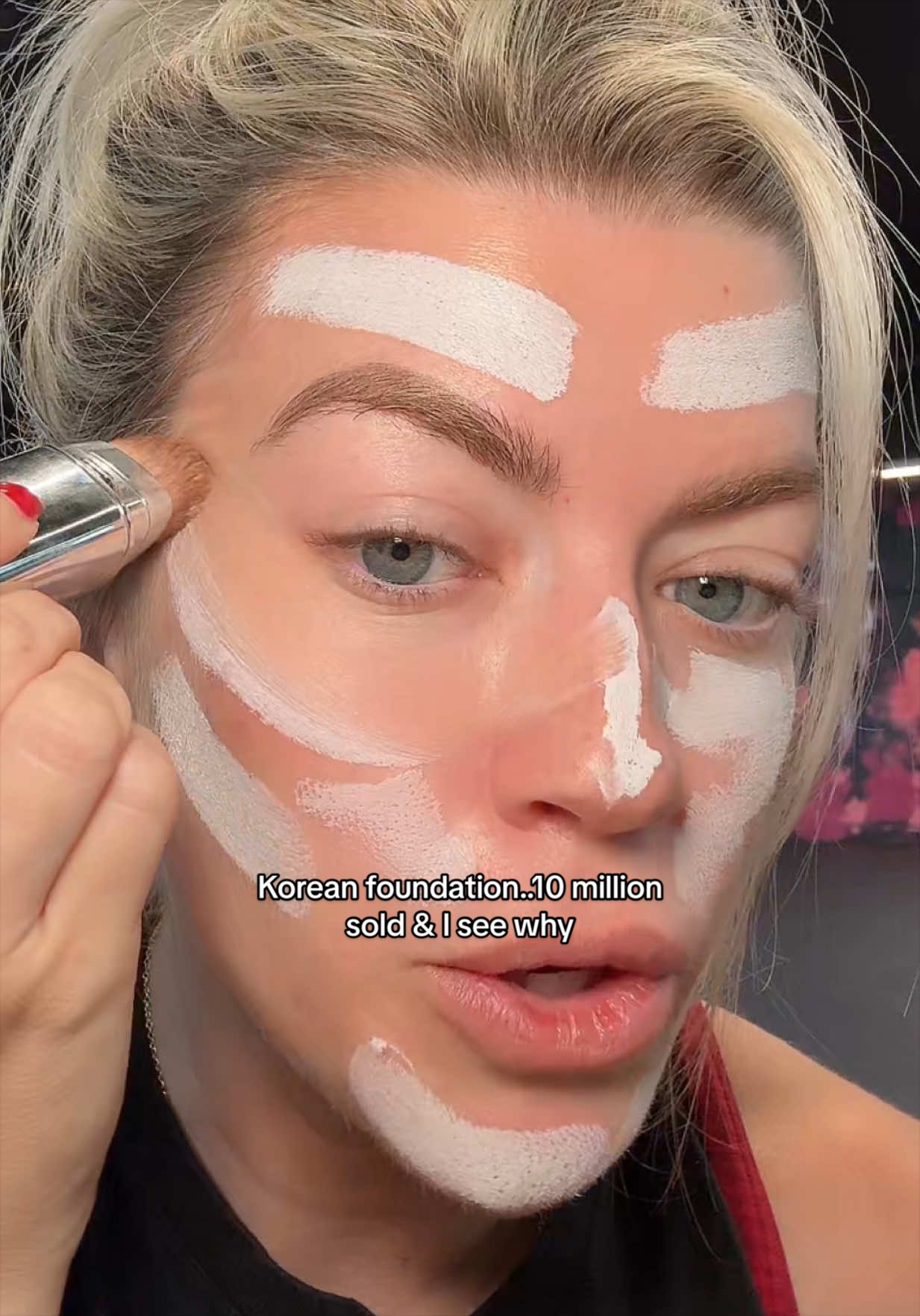 10 million sold…and I see why 🤯 @ELROEL Store #colorchangingfoundation #foundationstick #koreanfoundation #foundatio...