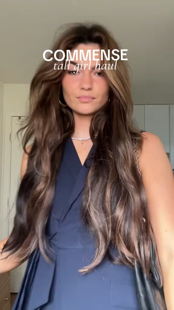 Tall girl commense haul