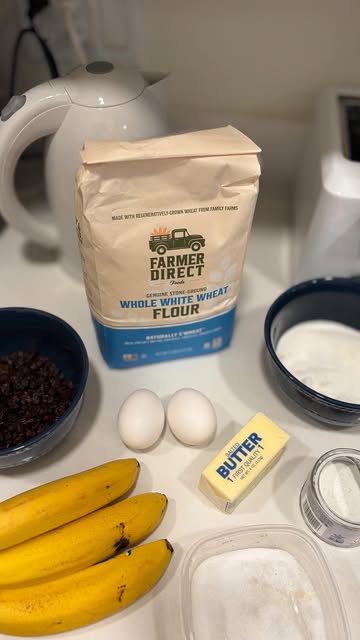 Homemade banana bread kind of day 🍌🍞 Baking from scratch with Farmer Direct Flour and loving how simple ingredients...