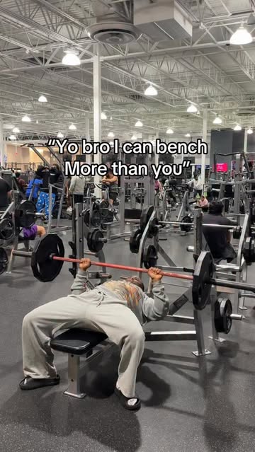 Ofcourse you do, you weigh your press 😂 Credit @n0t_er1kk #gym #gymmotivation #explore #motivation #fuahdlyfts