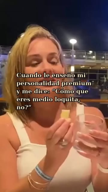 La vida es demasiado corta para esconder tu verdadera personalidad. Vive, ríe y disfruta tu vibe. #CruiseLife #GoodVi...