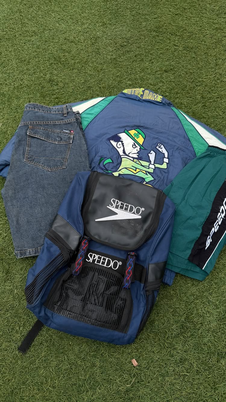 summer brings the summer finds. #thrifting #quiksilver #surfwear #thrift #thrifthaul