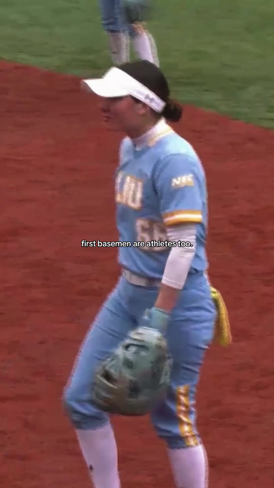 justice for first basemen everywhere😤 #softball #defense #collegesoftball #d1 #firstbase