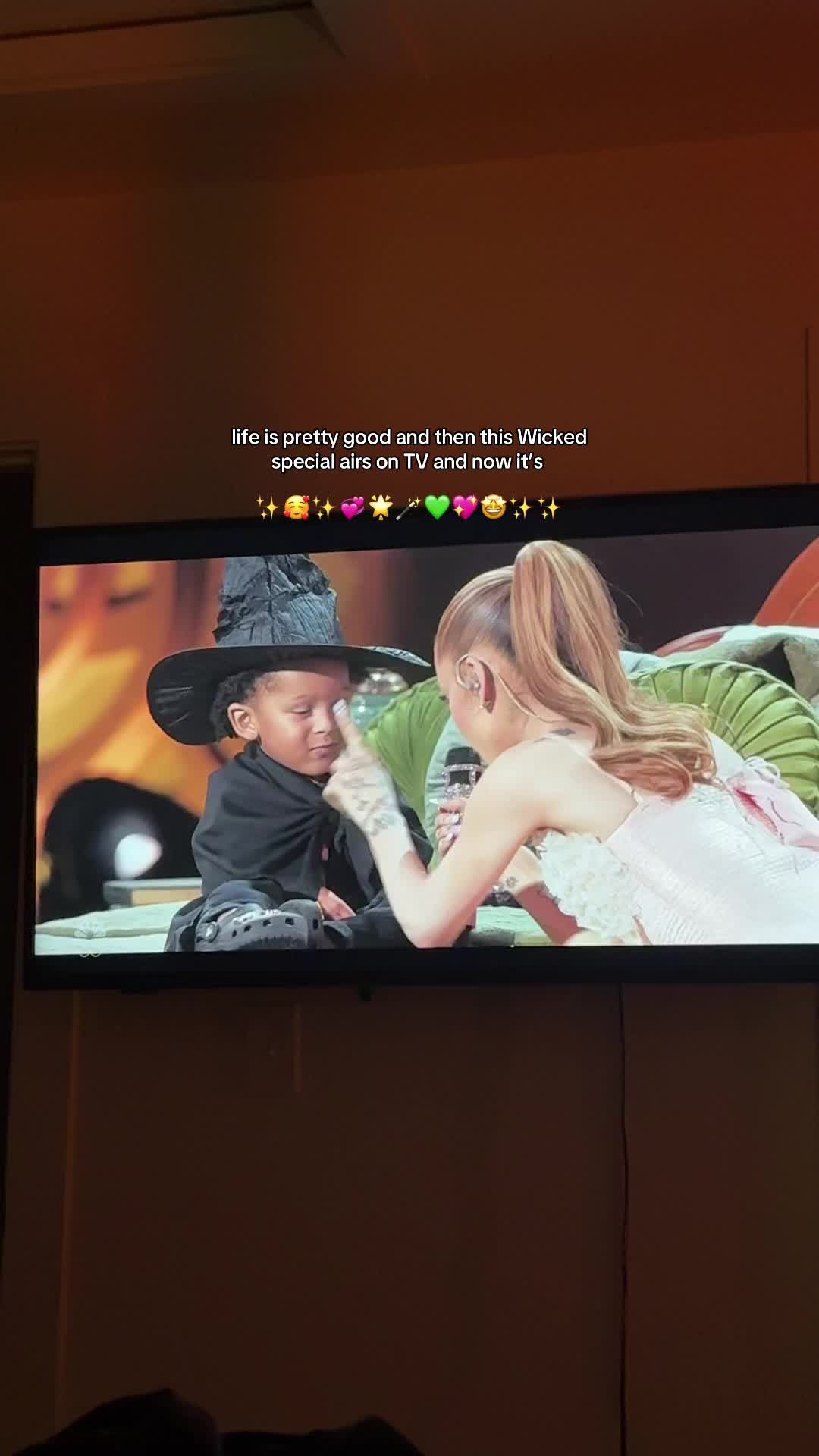 the special I didn’t know I needed 😭😭😭 @Wicked: For Good @ABC #arianagrande #cynthiaerivo #wicked #foryoupage #pop...