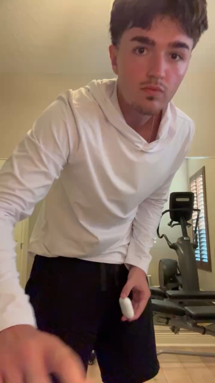 Lifestyle & utilities UGC- AirPods