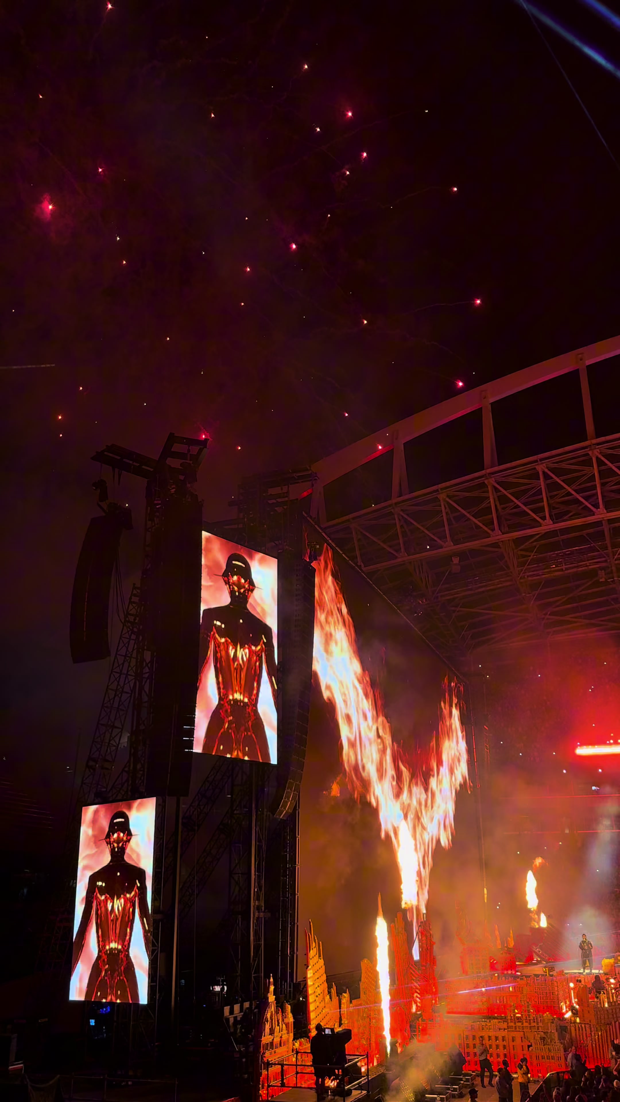 what an experience. #theweeknd #concert #seattle #abeltesfaye