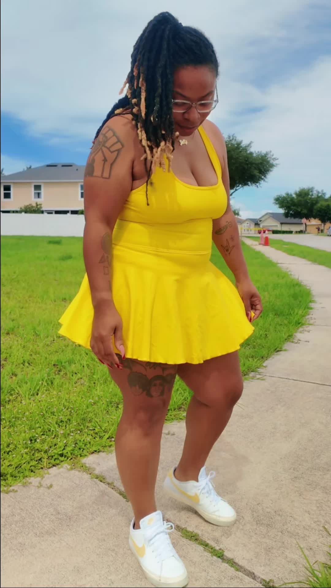 Cute, comfortable, and out the door in 5 minutes. That's my kind of outfit 🙌🏾 #fyp #tennisdress #activewear #summer...