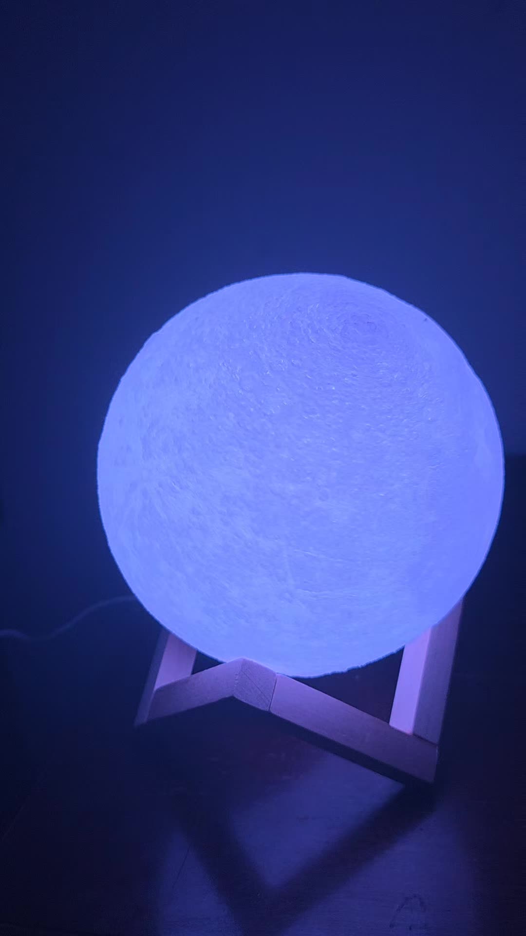 #tiktokshop #moon