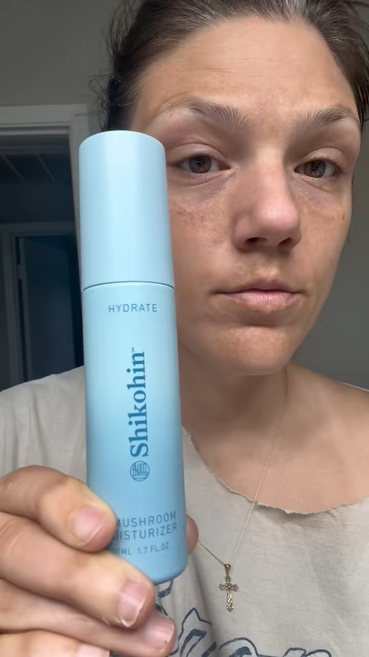 Licensed Esthetician Tries Shikohin | Skincare First Impressions
