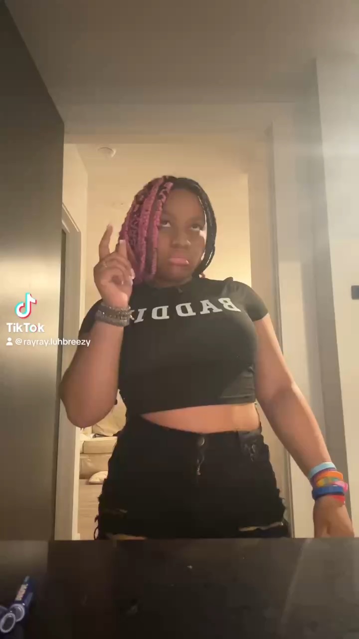 TikTok dance