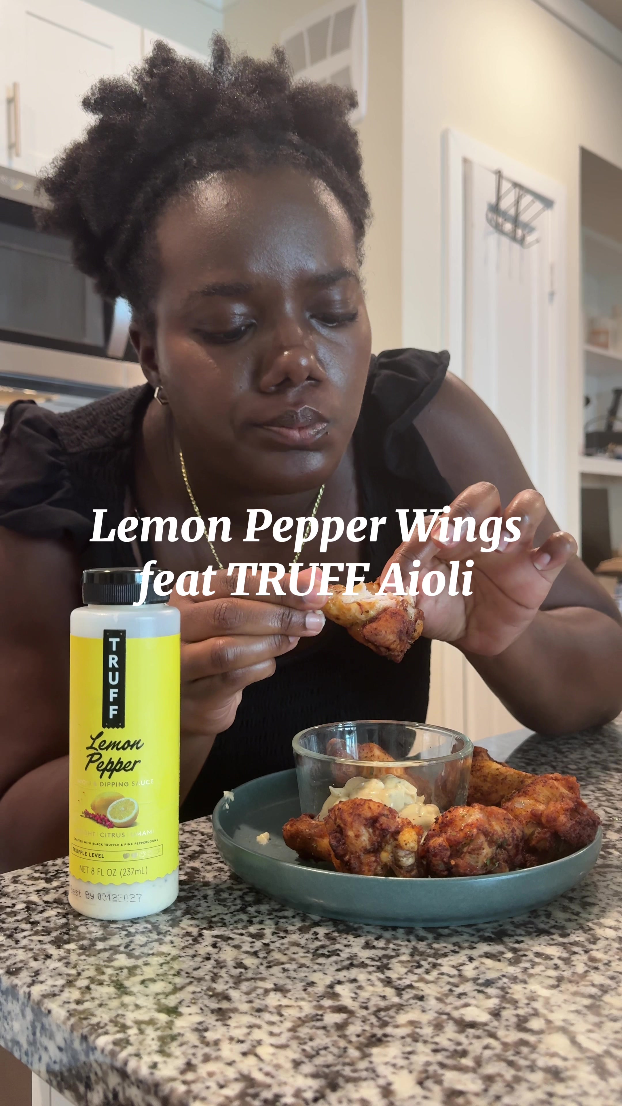I think I found my new favorite sauce👀. The TRUFF lemon pepper aioli dipping sauce can turn a basic meal into someth...