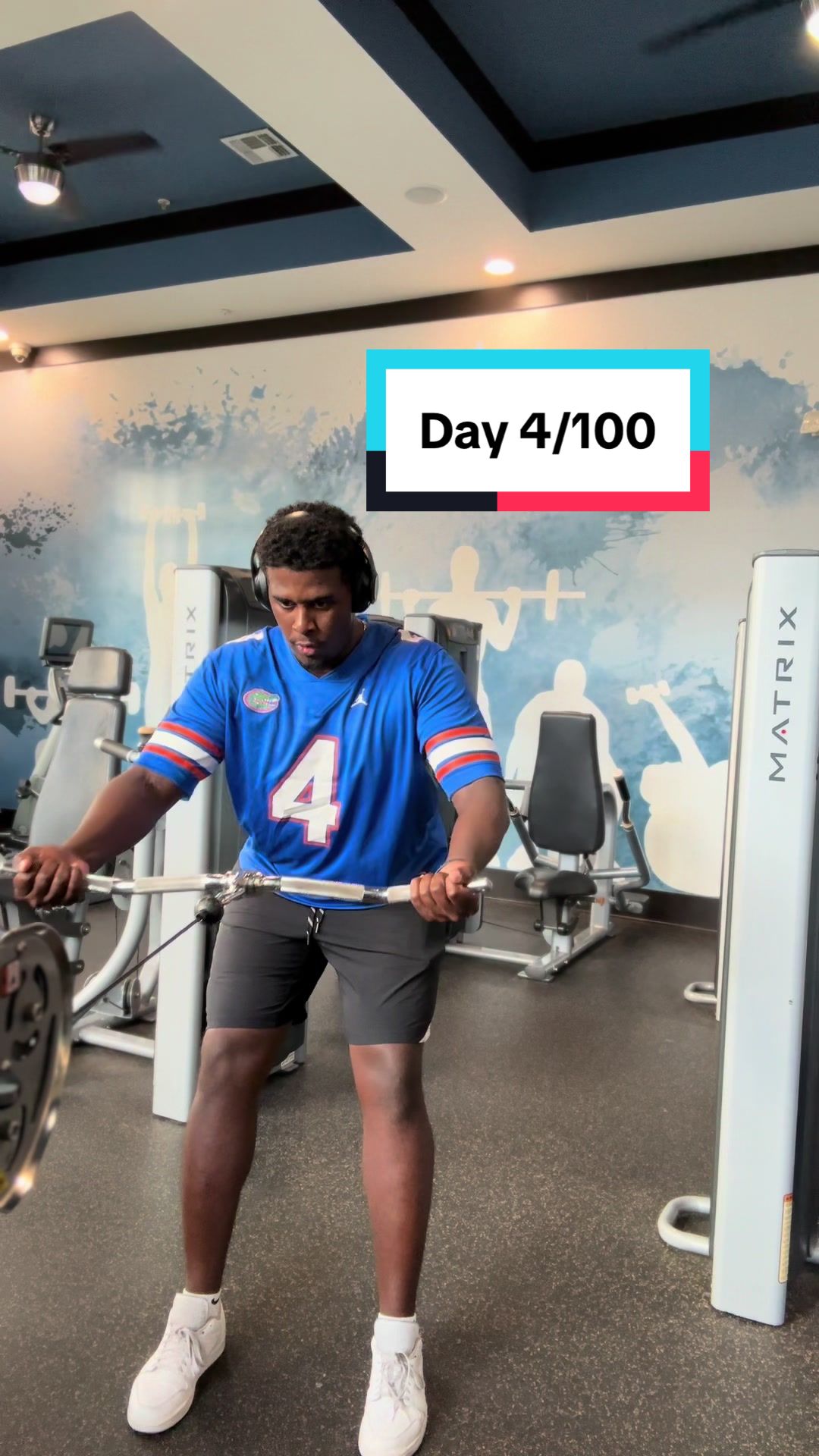 Day 4/100. Let me know if you like the voice over. Taking exercise suggestions if you want to see anything or get ins...
