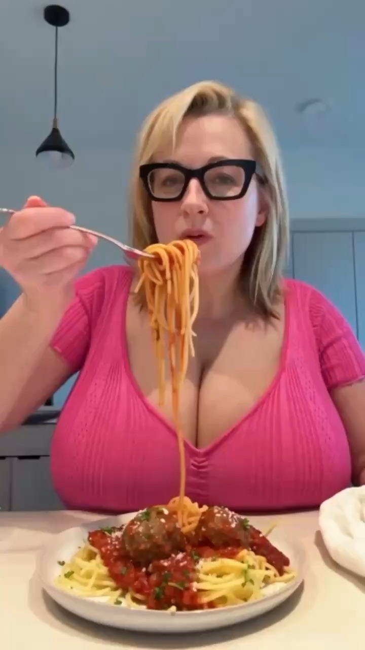 Spaghetti ASMR
