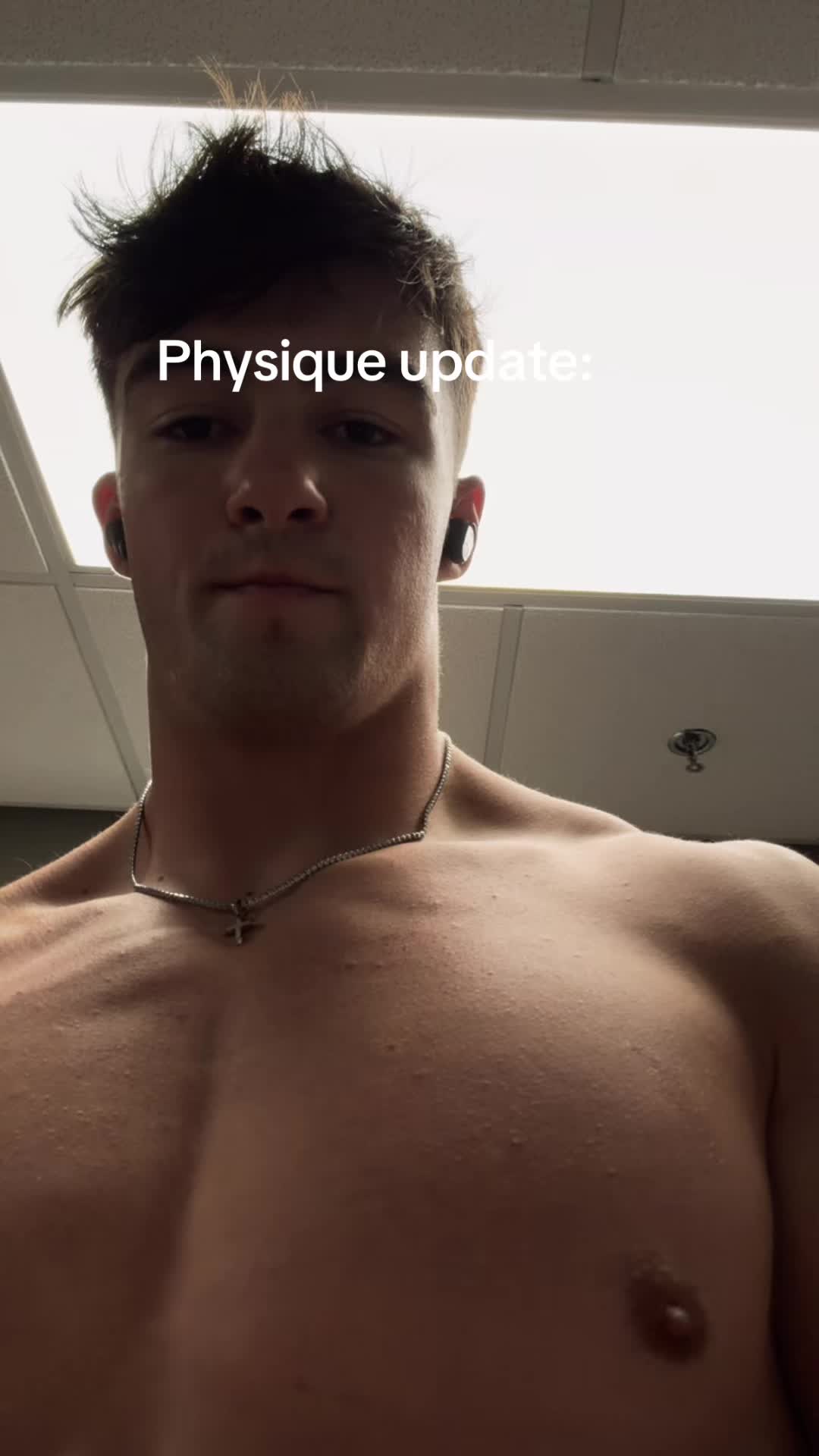 208 LEAN. #mogging #gymrat #physiqueupdate #gymtok #motivation