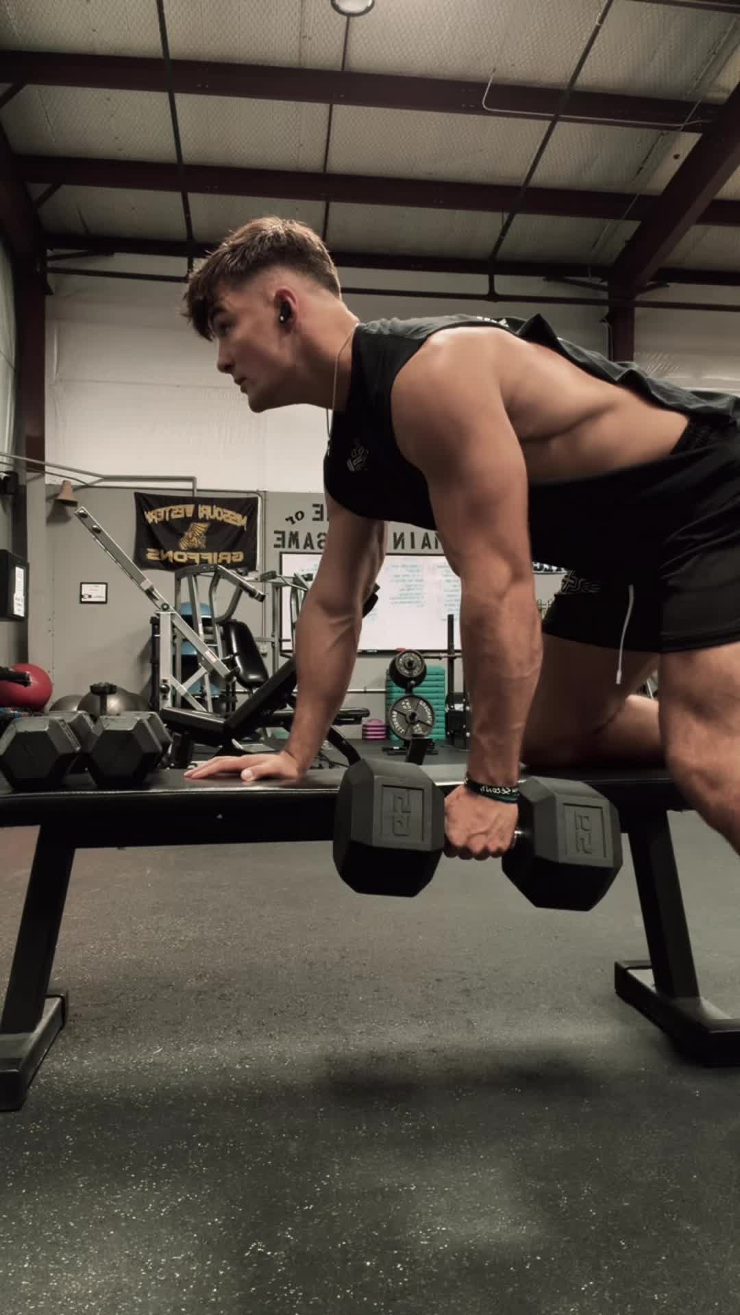 #gymtok #gymrat #growth #physiqueupdate #aesthetic
