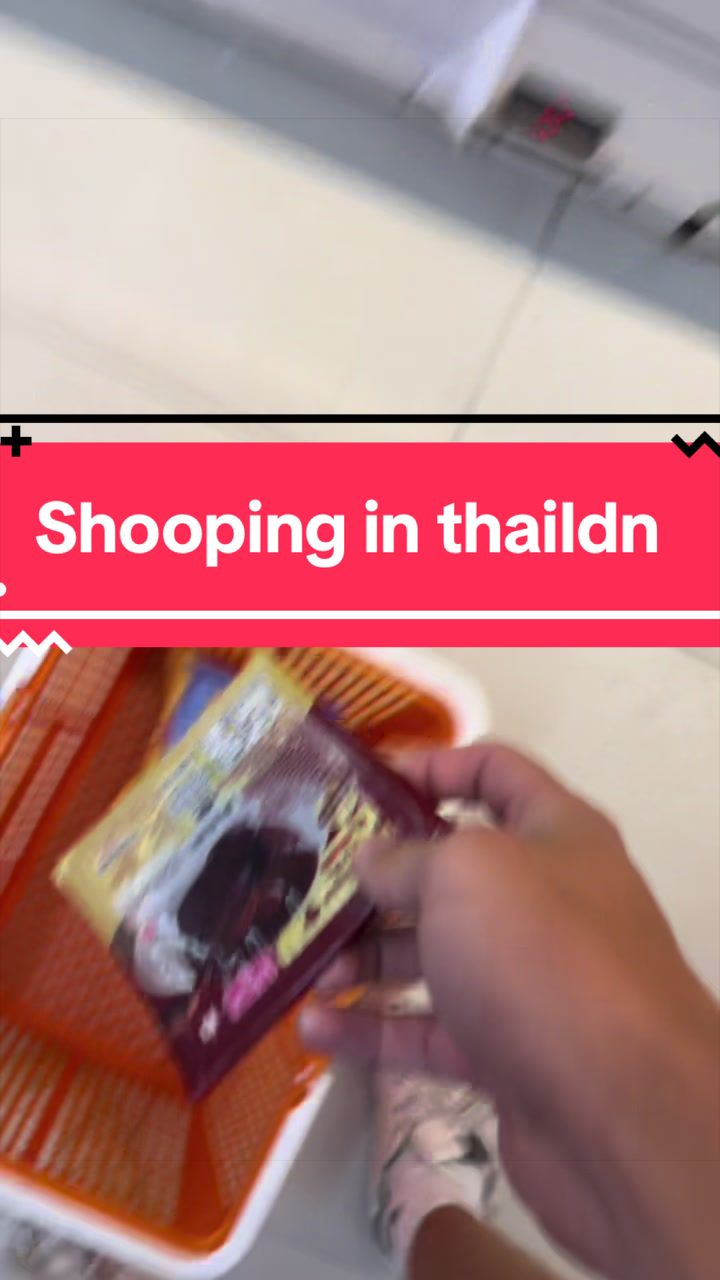 POV: you’re hungry in Thailand