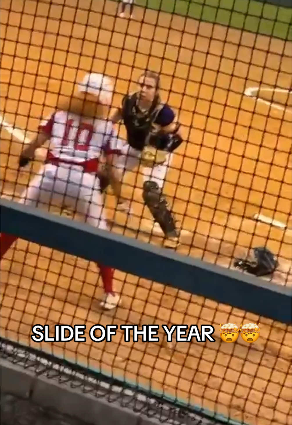NO WAY. 😱🔥 (@kayanna) #softball #sports #softballtiktoks #slide #athlete