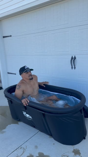 If your recovery stinks… it’s time for a bath. 🥶😂 Finally got my cold plunge set up from The Pod Company and now th...