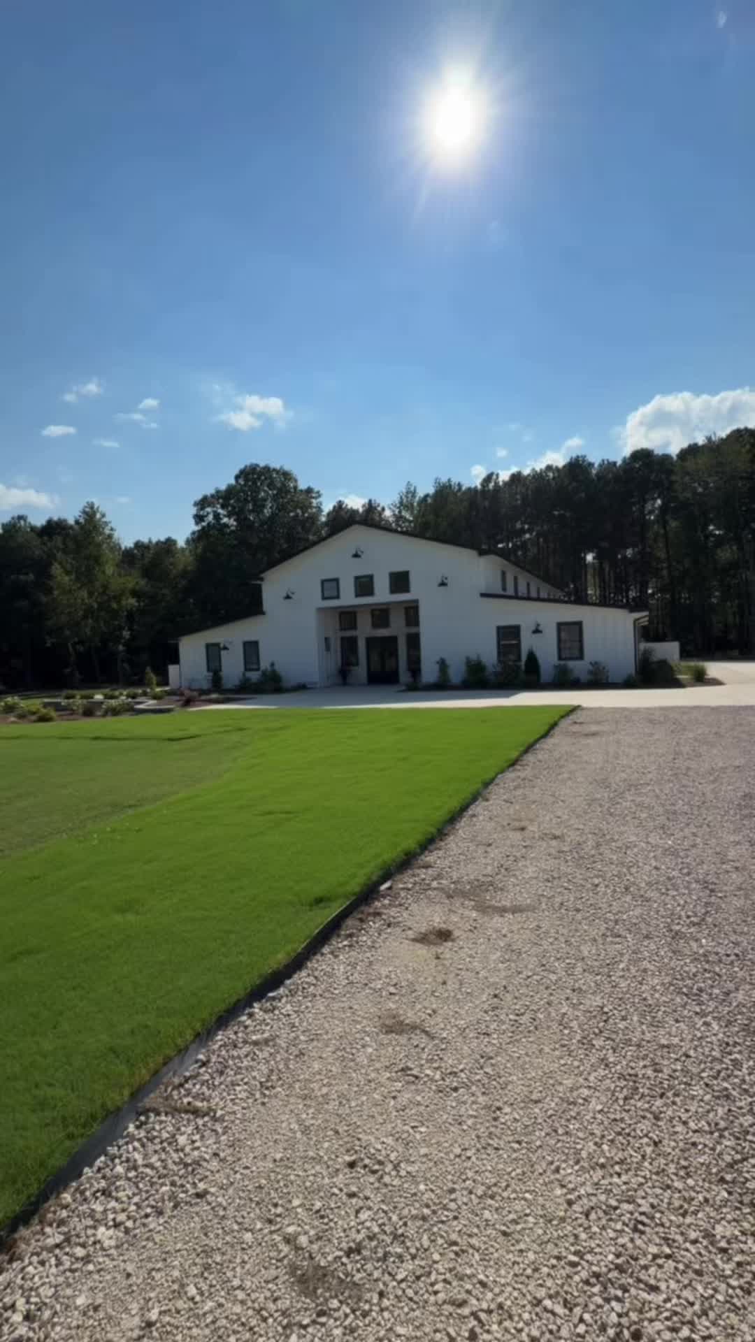 I had the opportunity to see this lovely venue. Just because I’m done wedding planning doesn’t mean I can’t still app...