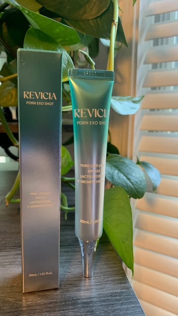 My skin has been so dull lately. Thankfully I have the @revicia.global cream to use to re hydrate my skin. #ugccommun...