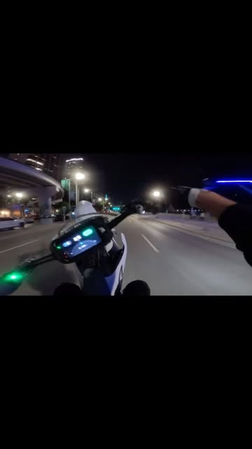 Night vibes 💤🌙✨ Miami = my motocross track @stark__future #supermoto #wheelies #dirtbikes #pack #rideout