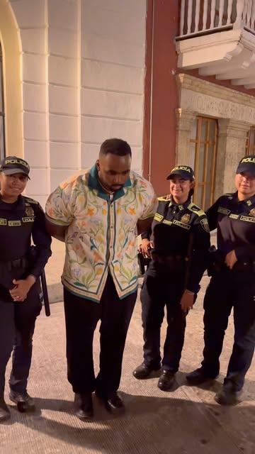 Crazy out here be careful!🇨🇴