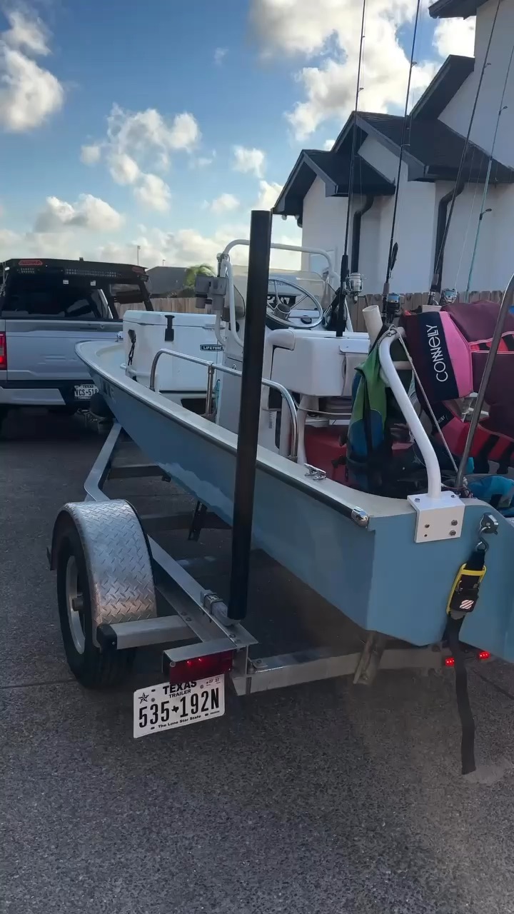 Family day on our mini Boston Whaler!