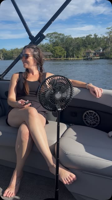 If you’re done sweating this summer, you need the Venty Fan! 🥵➡️😎 It’s officially our favorite thing to bring on th...