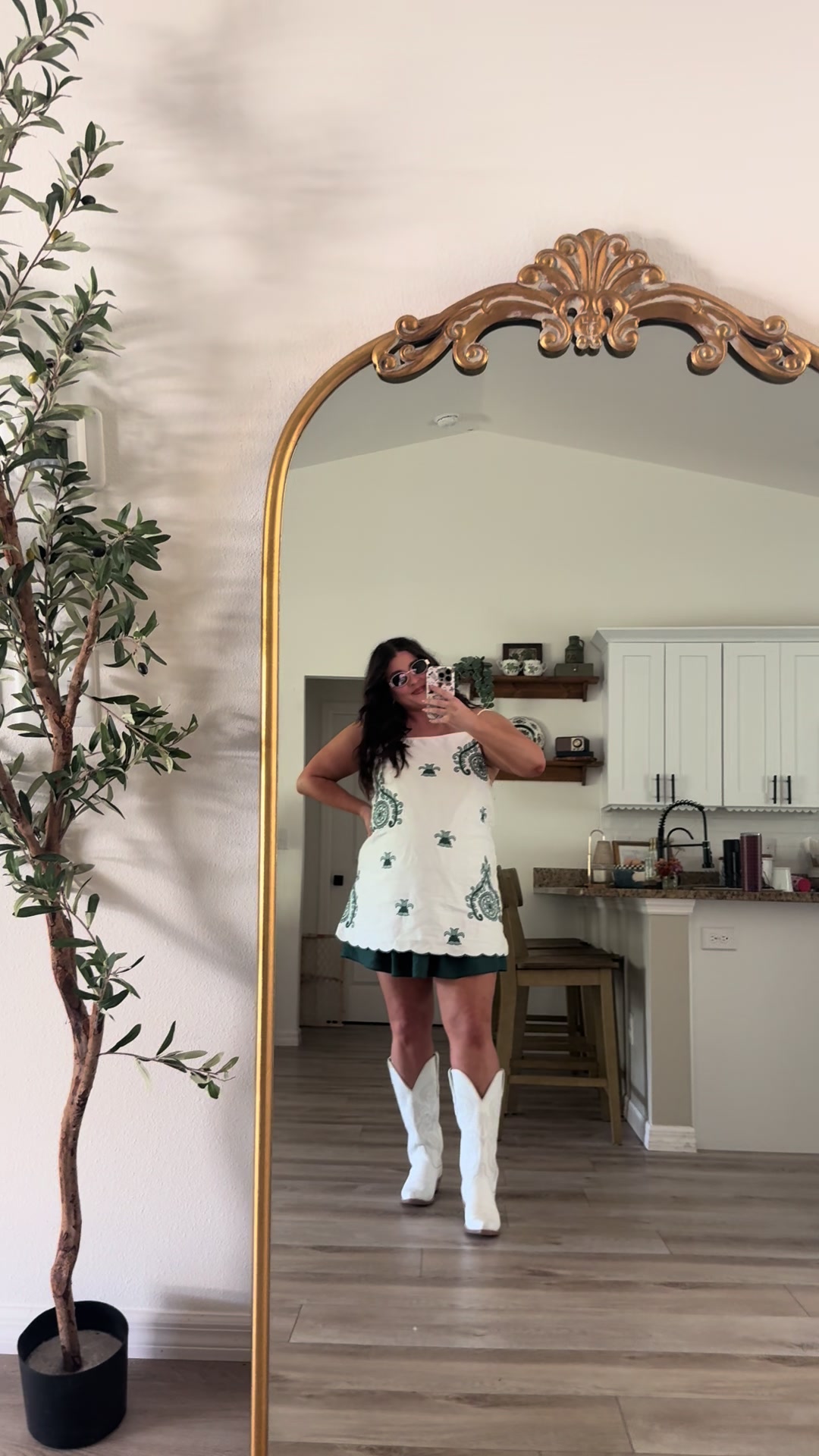 Thrifted summer outfit!👏🏼👏🏼#thrifted #thriftfinds #thriftedoutfits #sunneroutfits #westernsummer
