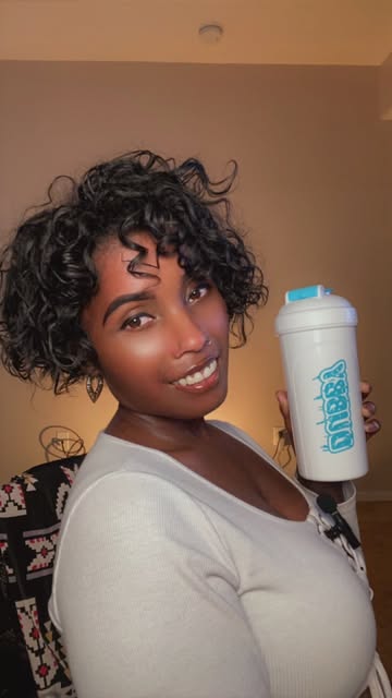 LOOKING FOR A DIFFERENT WAY TO ENERGIZE? @dubby.gg HAS GOT YOU COVERED. SHOP NOW AND SAVE 10% WITH THE LINK IN MY BIO...