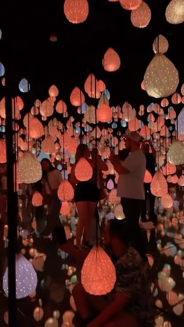 Come with us to the #artemuseumlasvegas not only was this experience immersive visually, every room had a different s...