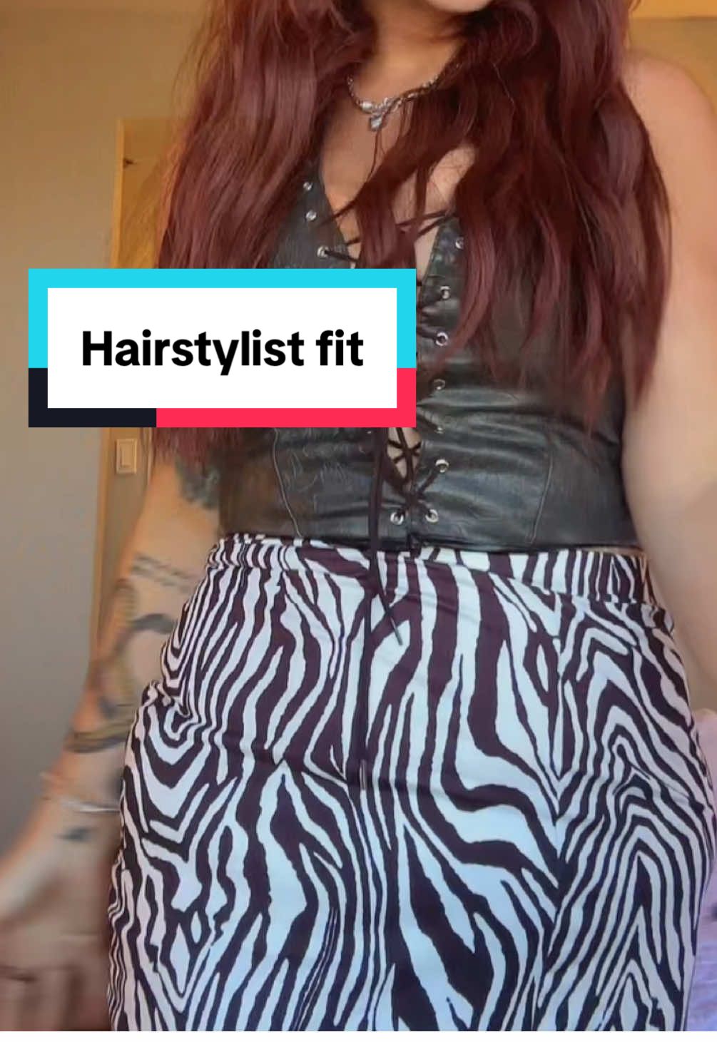 Why did I wink idk that was cringey but I looked too cute to not post this sorry. Hairstylist fit check for One Shot...