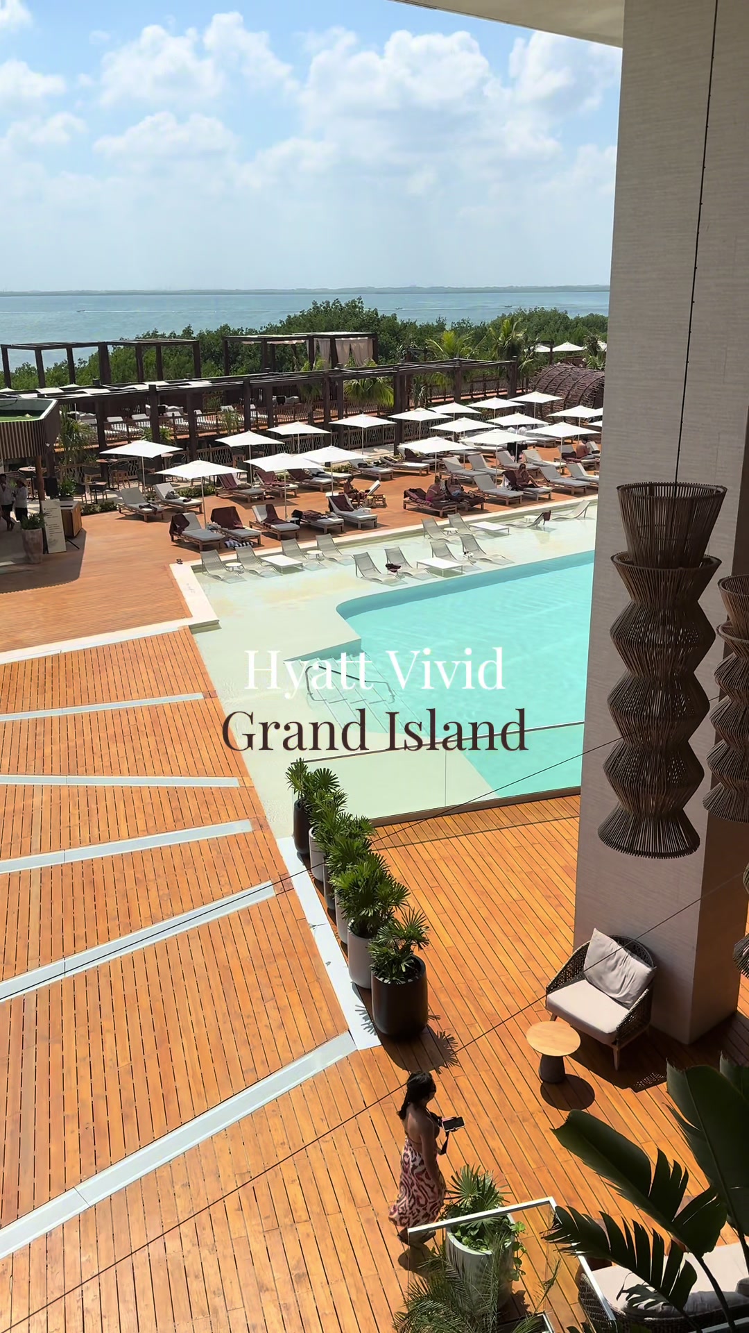 Hyatt Vivid Grand Island is serving elevated vibes in every corner — from infinity pools with skyline views to chef-d...