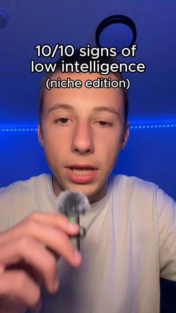 10/10 Signs of Low Intelligence