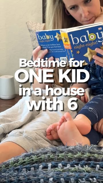 Bedtime for one kid in a house with six means the rest of the house definitely doesn’t stop. 😂 The Momcozy Smart Bab...