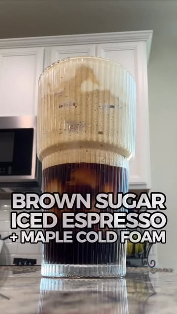 No fancy coffee shop ingredients required 🤎☕️ Brown Sugar Iced Espresso + Maple Cold Foam 1 tbsp brown sugar 3 shots...