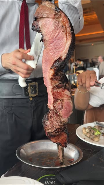 Okay wait… now I get the hype 😭🔥✨ * * #braziliansteakhouse #foodie #chicagofoodie #fogodechao #foodreels