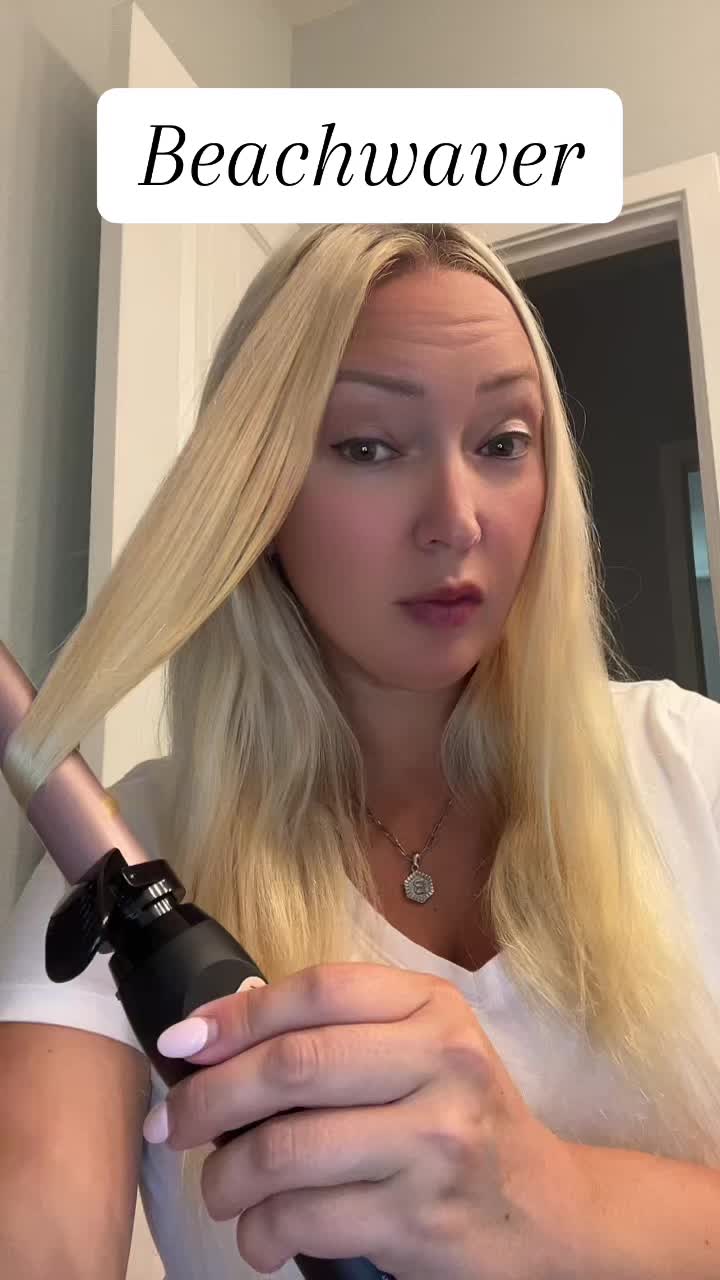 Go do your hair!! It takes like 5 minutes with this beachwaver!! @TheBeachwaver #beachwaver